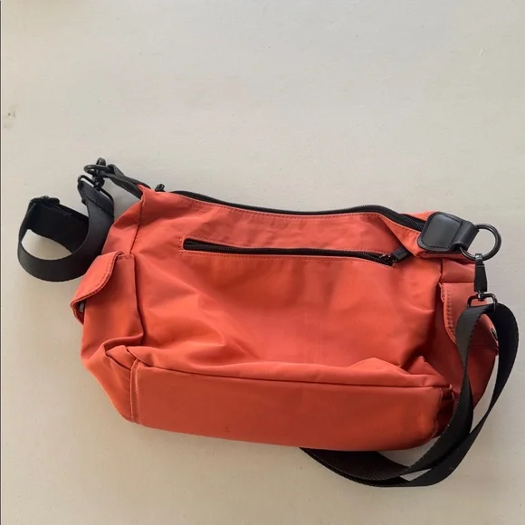 Crossbody bag with lots of pockets - Picture 6 of 6